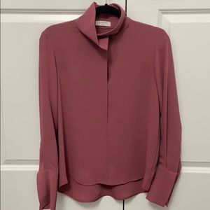 Aritzia blouse Size S.